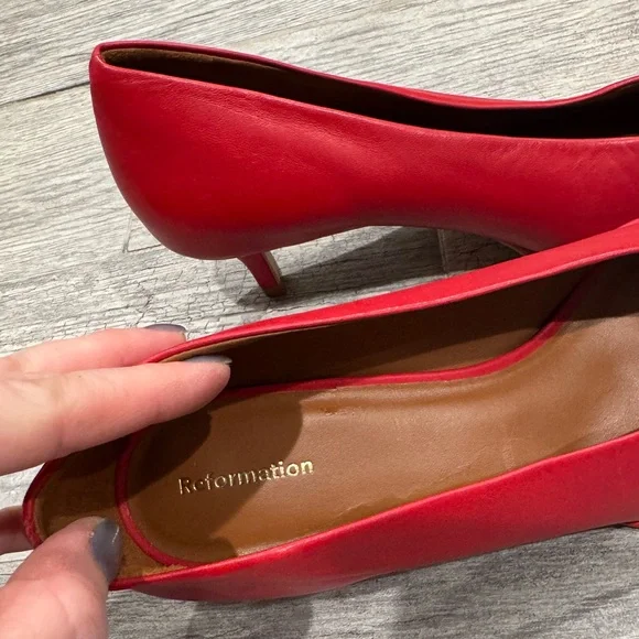 Reformation red Gracelynn pumps - Picture 4 of 9